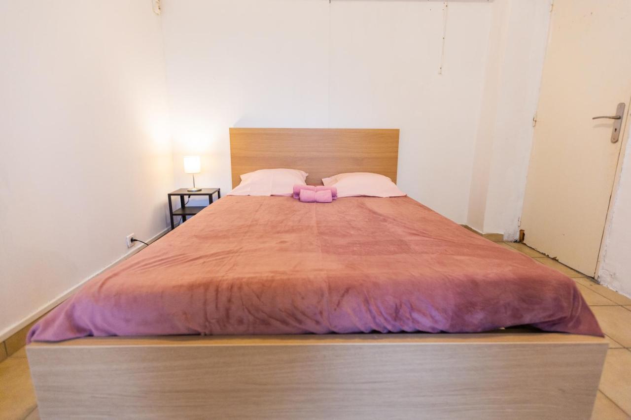Superbe T4 Renove Spacieux Avec Stationnement Libre Et Gratuit Apartment Marseille Bagian luar foto